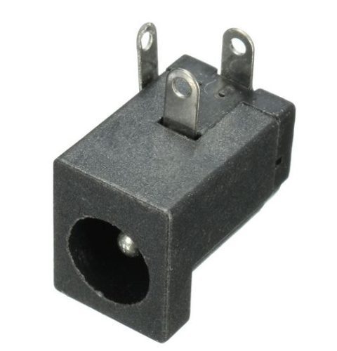 DC Anya csatlakozó – Nyákba ültethető